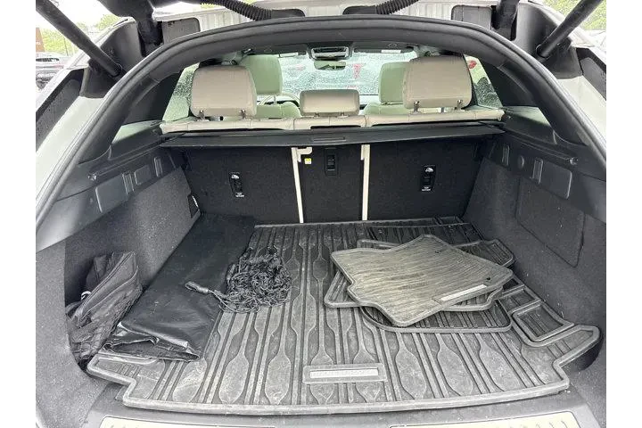 $35985 : Land Rover Range Rover Velar image 9
