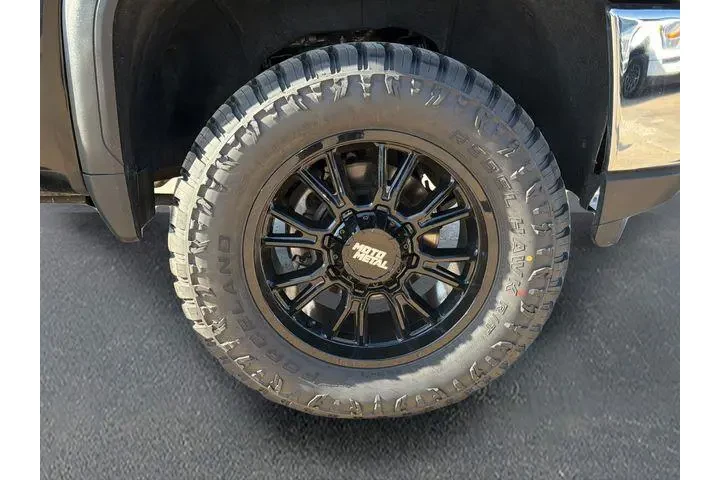 $36900 : GMC Sierra 2500HD 2023 4x4 P image 9