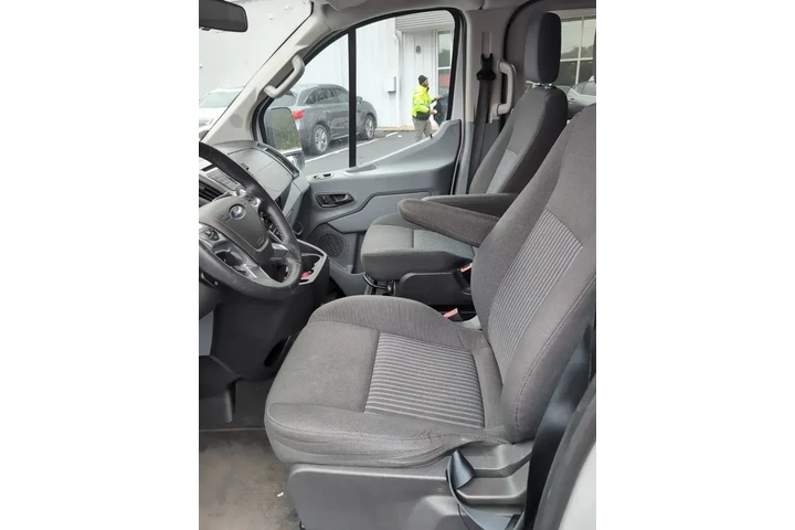 $21572 : Ford Transit 2016 350 XL 3dr image 7