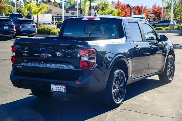 $25995 : Ford Maverick 2023 XLT 4dr S image 4