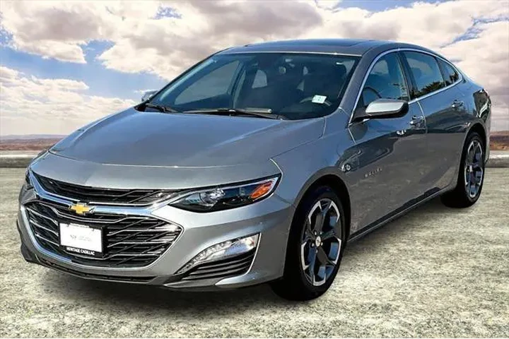 $19991 : Chevrolet Malibu 2023 LT 4dr image 3
