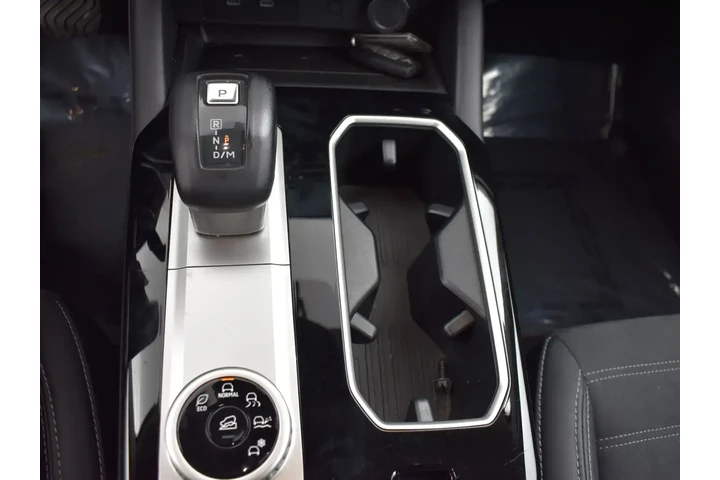 $24195 : Mitsubishi Outlander 2025 SE image 10