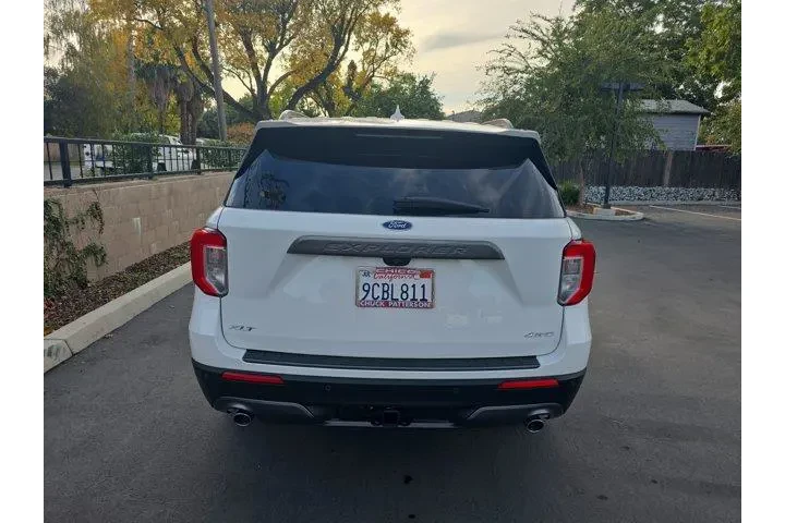 $35995 : Ford Explorer 2022 AWD XLT 4 image 4