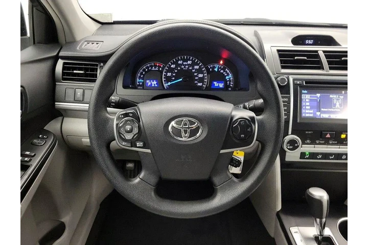 $17998 : Toyota Camry 2014 LE 4dr Sed image 10