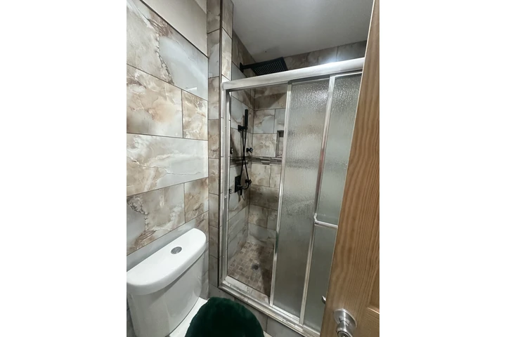 $2000 : Casa de renta image 2