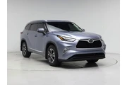 Toyota Highlander 2022 XLE 4