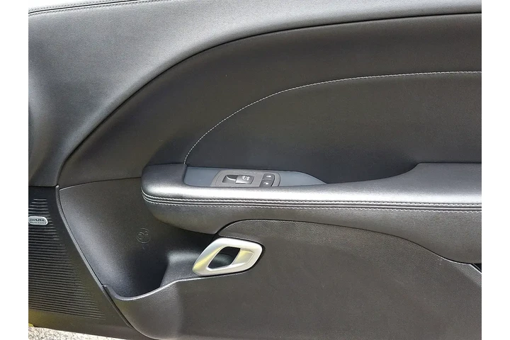 $38494 : Dodge Challenger 2021 R/T Sc image 10