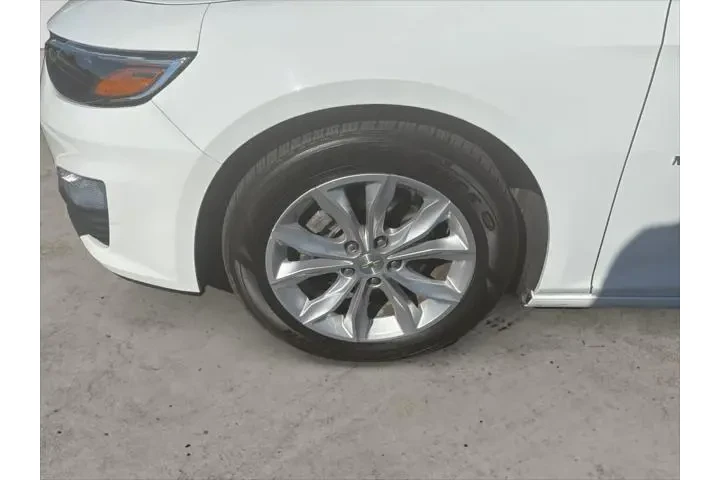 $18999 : Chevrolet Malibu 2024 LT 4dr image 9