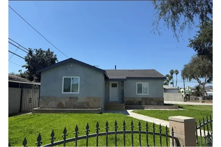 $1990 : ❤️Blount Pl, Lynwood, CA🏠 image 1