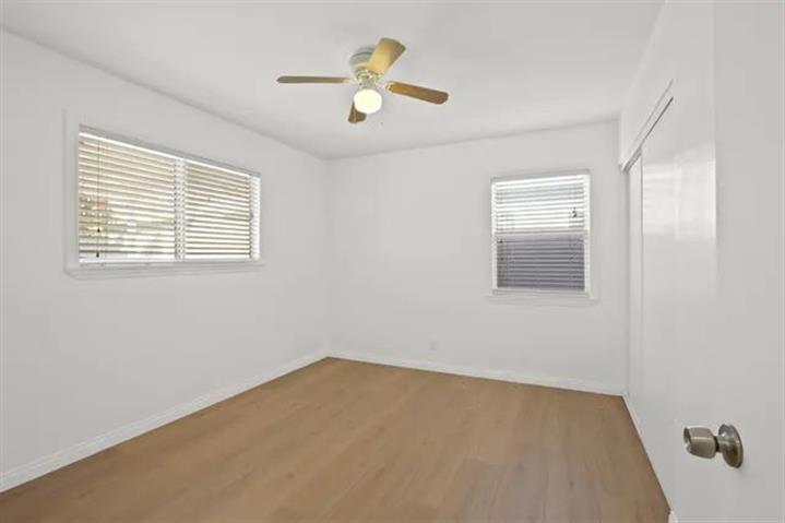 $1550 : Norwalk -Ready To Move 3Bd/1Ba image 5