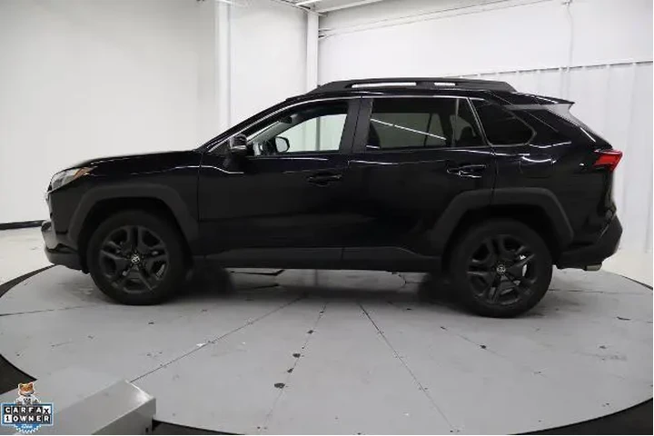 $28495 : Toyota RAV4 2023 AWD Adventu image 7
