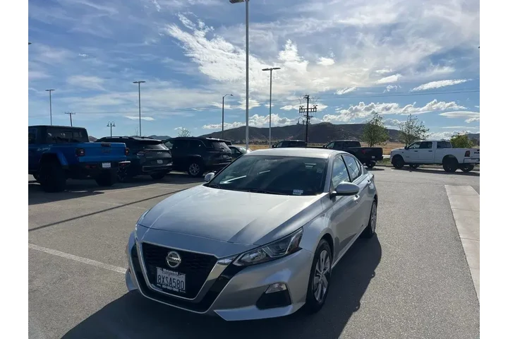 $16945 : Nissan Altima 2021 2.5 S 4dr image 4