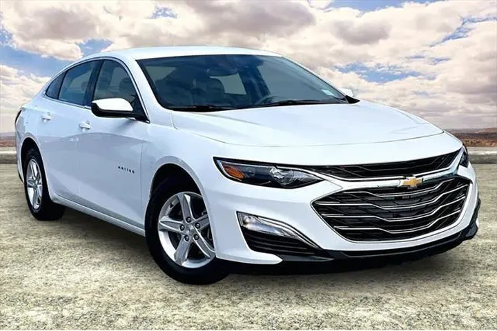 $23991 : Chevrolet Malibu 2024 LS 4dr image 1