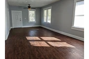 $1000 : Fully renovated updated 3 home thumbnail