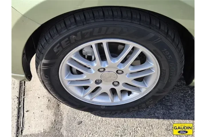 $5995 : Ford Focus 2008 SE 4dr Sedan image 9