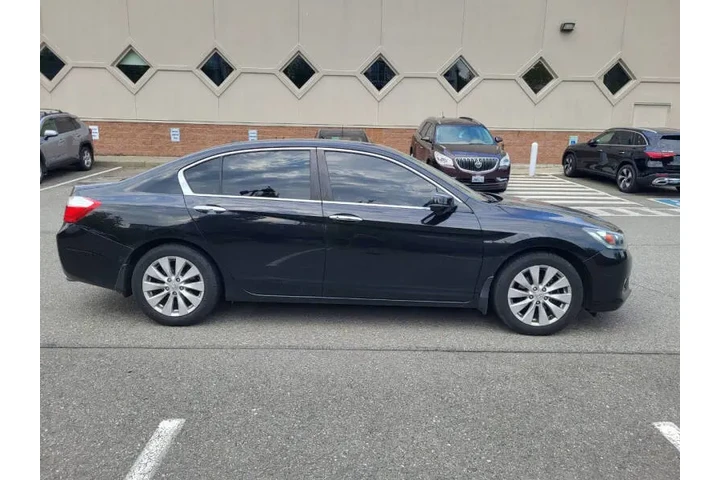 $9900 : 2015 Accord EX-L image 9