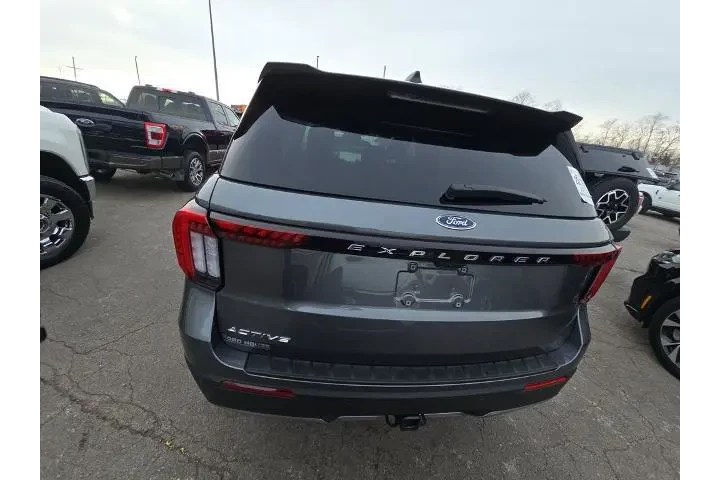 $31999 : Ford Explorer 2025 Active 4d image 5