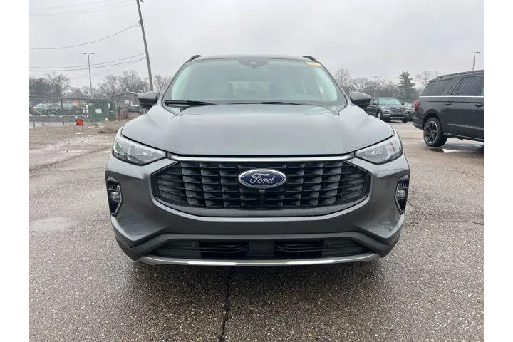 $25528 : Ford Escape 2023 AWD Platinu image 2