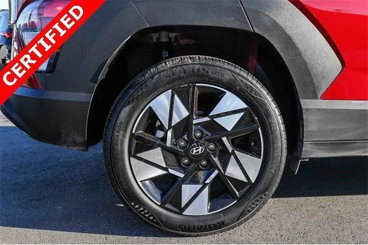 $20199 : Hyundai KONA 2024 AWD SEL 4d image 8