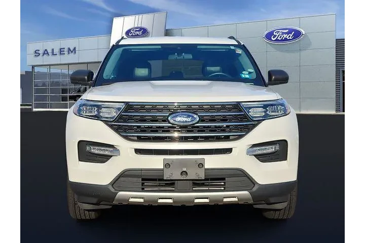 $28990 : Ford Explorer 2022 AWD XLT 4 image 2