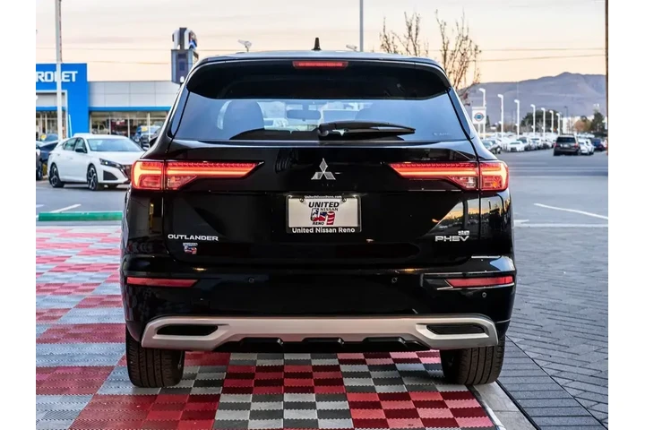 $25988 : Mitsubishi Outlander PHEV 20 image 5