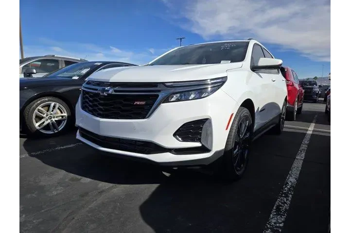 $20991 : Chevrolet Equinox 2022 RS 4d image 2