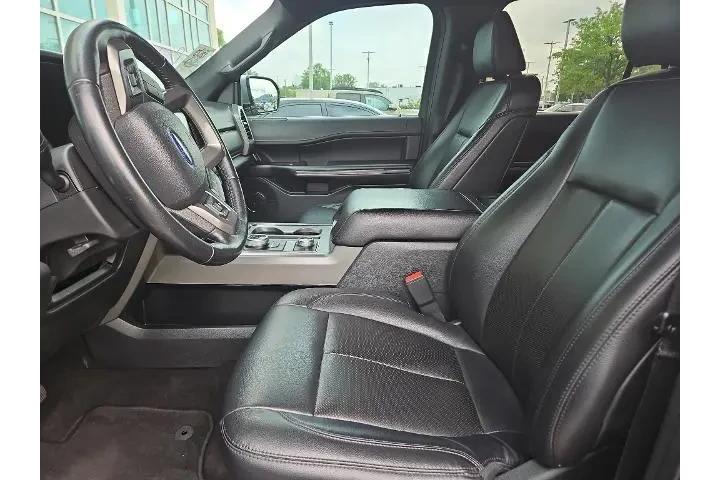 $33239 : Ford Expedition 2021 4x4 XLT image 9