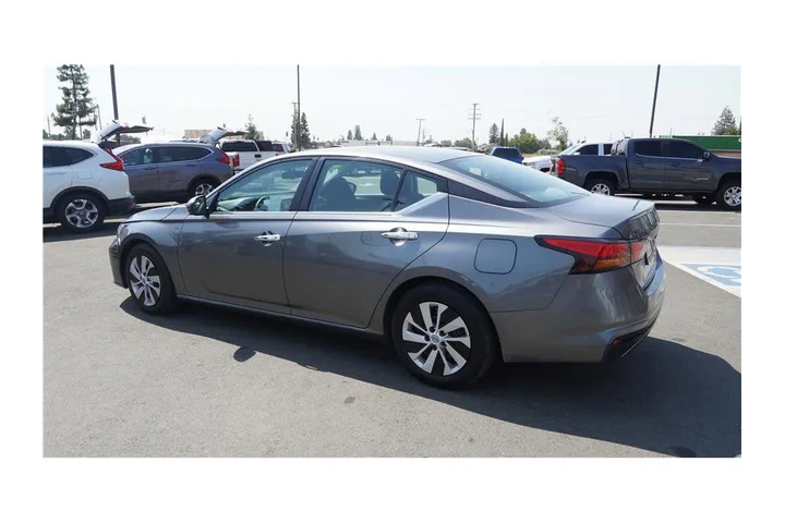 $19500 : 2023 Altima 2.5 S image 8