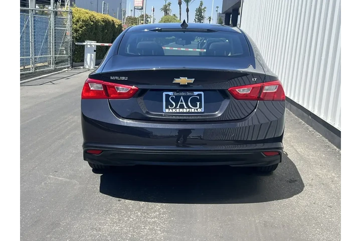 $17794 : Chevrolet Malibu 2023 LT 4dr image 5