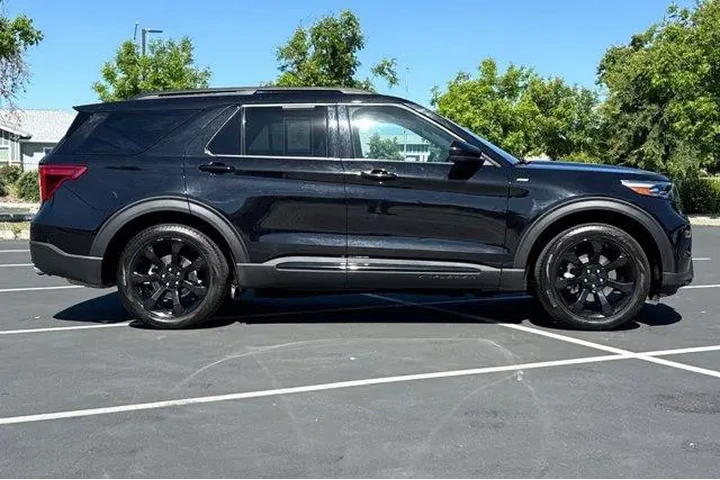 $36955 : Ford Explorer 2024 AWD ST-Li image 10