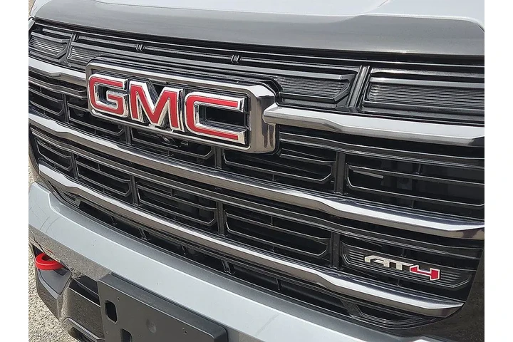 $38995 : GMC Terrain 2026 4x4 AT4 4dr image 7