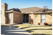 $1700 : HOUSE RENT IN DALLAS TAXES thumbnail
