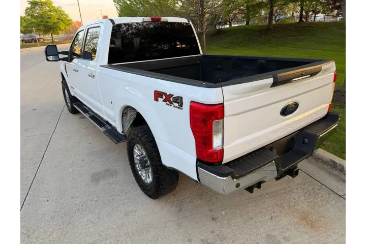 $26997 : 2018 F-350 Super Duty XLT image 10