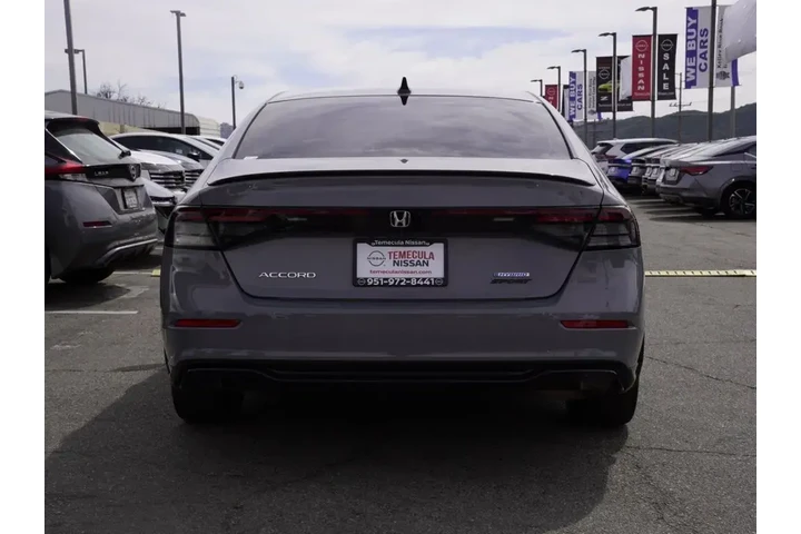 $26948 : Honda Accord Hybrid 2023 Spo image 5