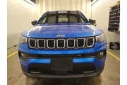 $22323 : Jeep Compass 2024 4x4 Latitu thumbnail