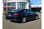 $27900 : Toyota Camry 2025 SE 4dr Sed thumbnail