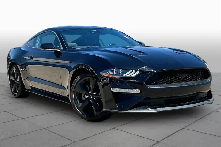 $26989 : Ford Mustang 2022 EcoBoost 2 image 3