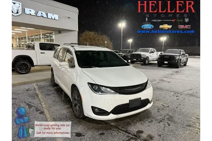 $15462 : Chrysler Pacifica 2019 Limit image 1