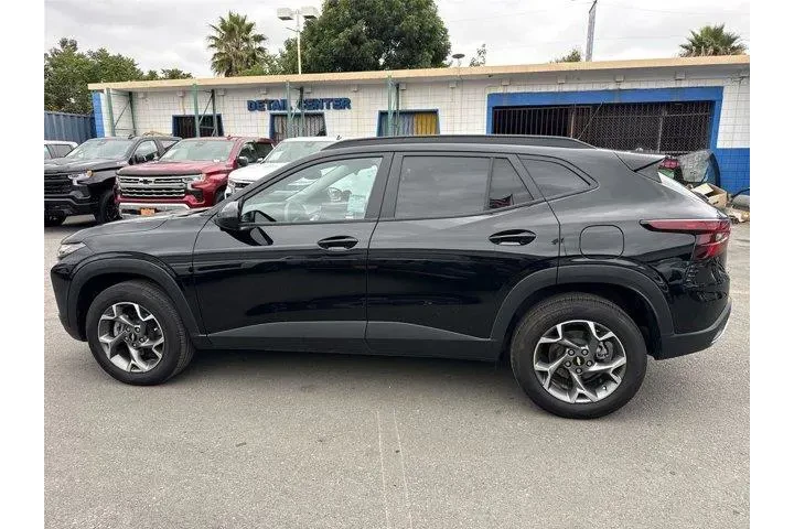 $20900 : Chevrolet Trax 2025 LT 4dr C image 6