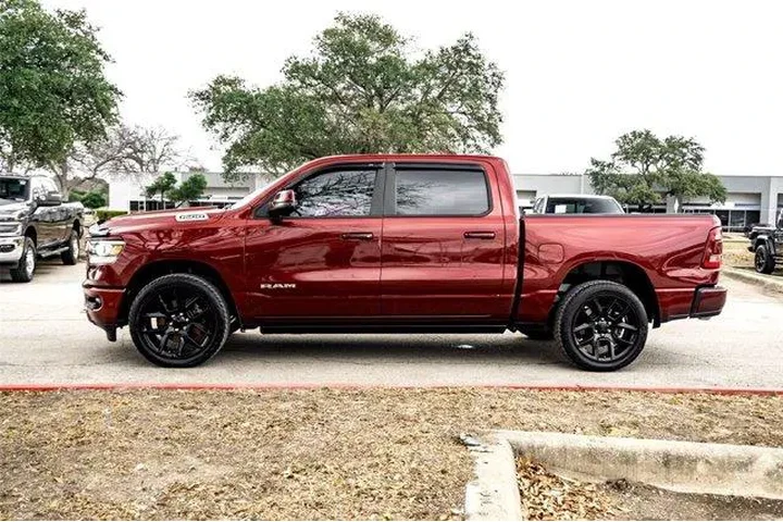 $38999 : Ram 1500 2023 4x4 Laramie 4d image 8