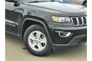 $9988 : Jeep Grand Cherokee 2017 4x2 thumbnail