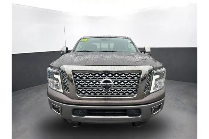 $35000 : Nissan Titan XD 2018 4x4 S 4 image 9