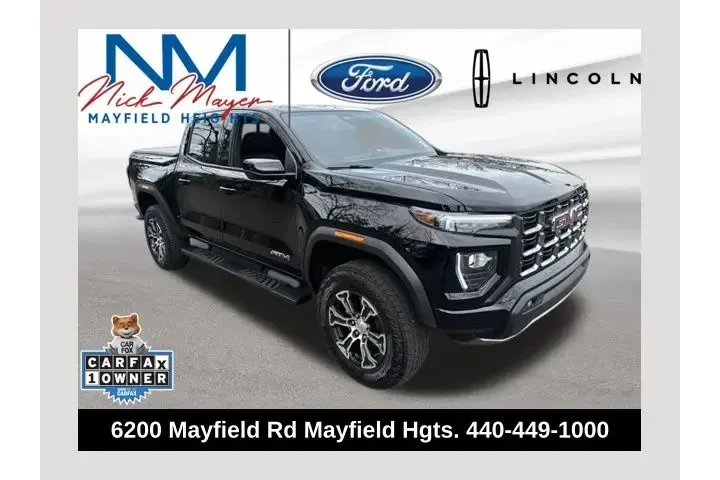 $39970 : GMC Canyon 2024 4x4 AT4 4dr image 1