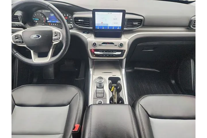 $30990 : Ford Explorer 2022 AWD XLT 4 image 8