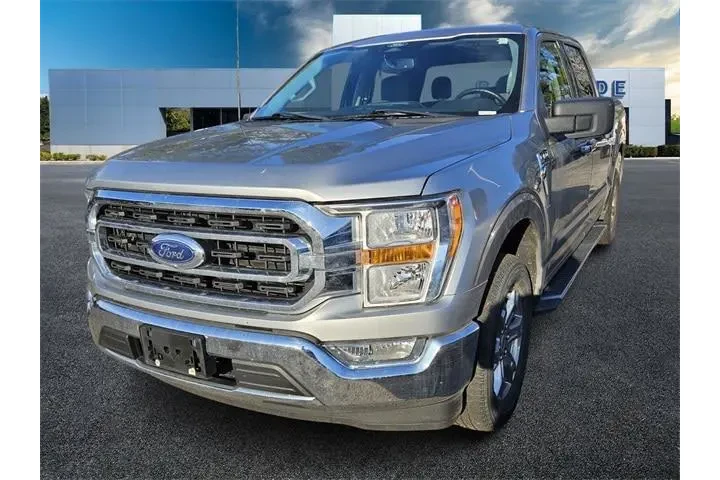 $35179 : Ford F-150 2022 4x2 XLT 4dr image 3