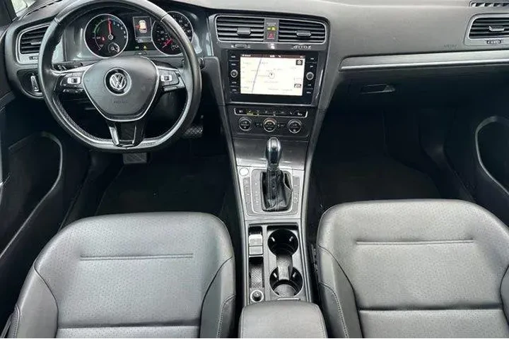 $17000 : Volkswagen e-Golf 2017 SEL P image 6