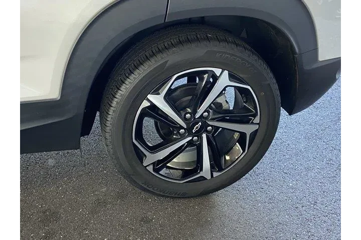 Chevrolet Trailblazer 2023 R image 10