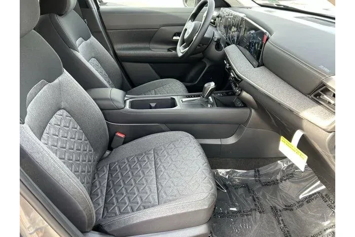 $27445 : Nissan Kicks 2026 SV 4dr Cro image 9