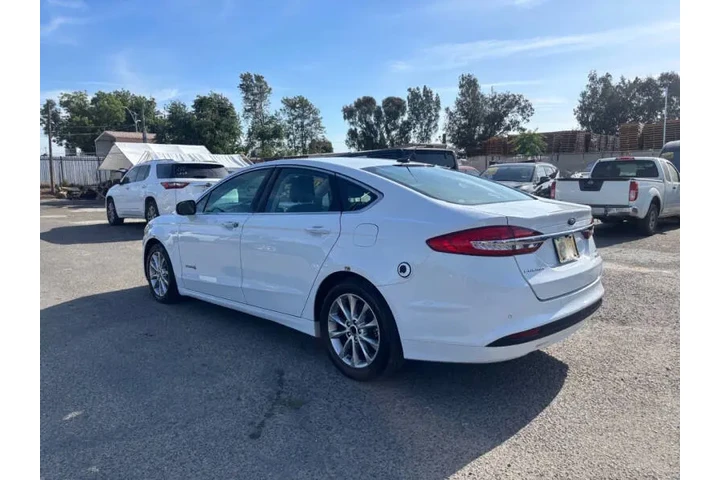 $12599 : 2017 Fusion Hybrid SE image 9
