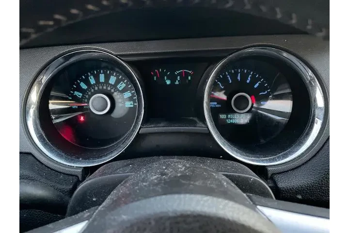 $10985 : Ford Mustang 2014 V6 2dr Fas image 5
